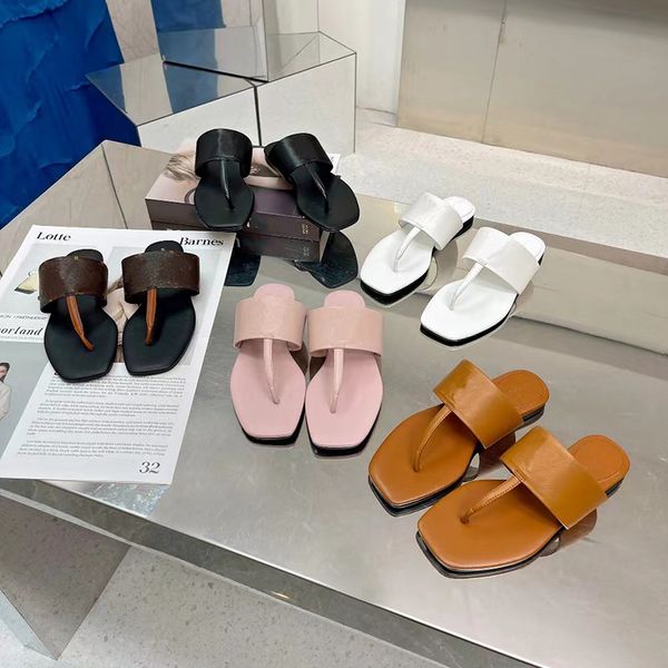 designer shoes flip-flops leather slippers sandals fashionable joker beach shoes sizes 35-42, Black
designer shoes flip-flops leather slippers sandals fashionable joker beach shoes sizes 35-42, Black