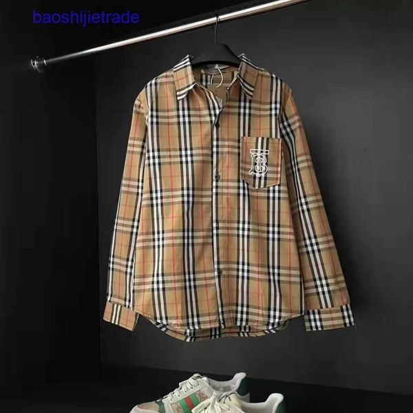 designer casual men shirts brand burbely online shop 2022 kwai net red same style long sleeve shirt for with s, White;black
designer casual men shirts brand burbely online shop 2022 kwai net red same style long sleeve shirt for with s, White;black
