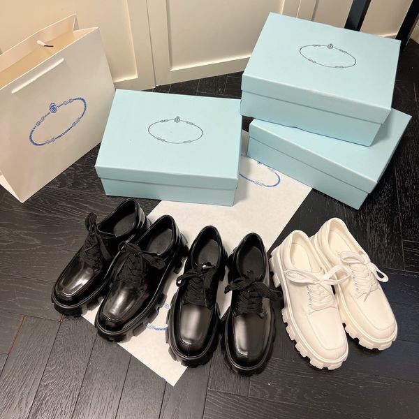 the new black patent leather matte thick-soled casual shoes platform platform heel height 6cm size 35 40 matching belt box
the new black patent leather matte thick-soled casual shoes platform platform heel height 6cm size 35 40 matching belt box