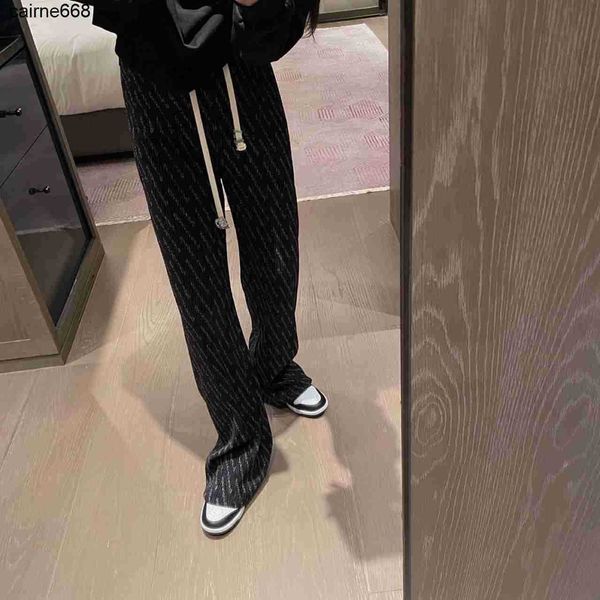 women's pants designer fashion brand autumn new letter velvet women's alexanders straight pants wangs, Black;white
women's pants designer fashion brand autumn new letter velvet women's alexanders straight pants wangs, Black;white