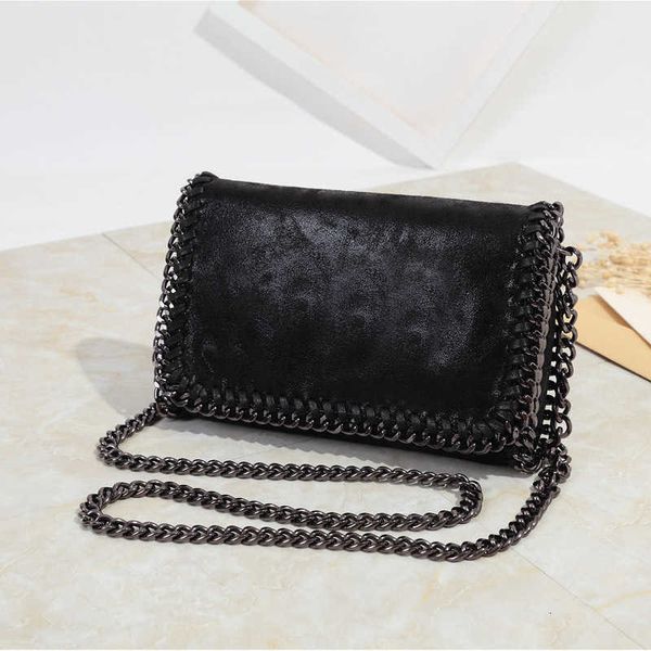 s 2020 luxury design ladies shoulder messenger japanese and korean fashion chain women small square bag
s 2020 luxury design ladies shoulder messenger japanese and korean fashion chain women small square bag