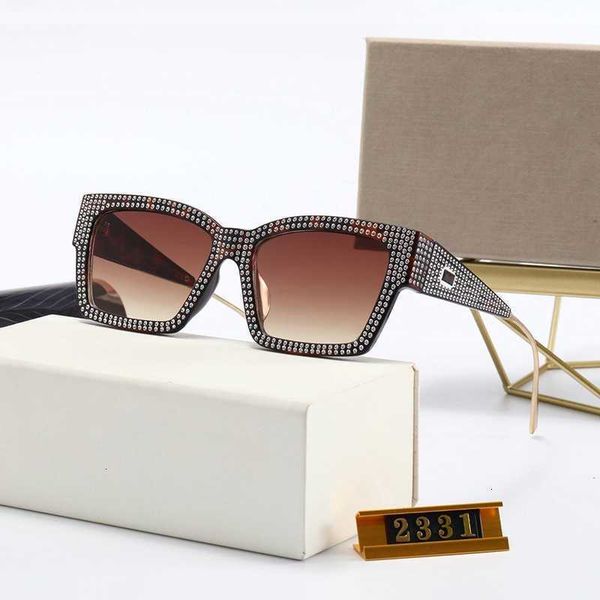 modern luxury diamond-studded women sunglasses personality pc square frame girl full diamonds black tortoiseshell all-match glasses driving, White;black
modern luxury diamond-studded women sunglasses personality pc square frame girl full diamonds black tortoiseshell all-match glasses driving, White;black