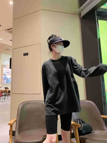 women's hoodies alexanders designer wangs sweatshirts autumn fashion long sleeved t-shirt letter printing round neck loose bottoming sw, Black
women's hoodies alexanders designer wangs sweatshirts autumn fashion long sleeved t-shirt letter printing round neck loose bottoming sw, Black