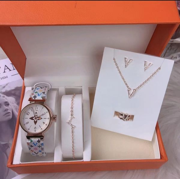fashion luxury women designer jewelry gift box bracelet necklace ring earnail watch set holiday gift, Black
fashion luxury women designer jewelry gift box bracelet necklace ring earnail watch set holiday gift, Black