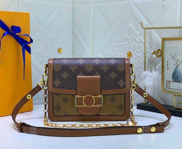 fashion designers women handbags shoulder bags luxurys lady crossbody classic flowers leather messenger dauphine purses chains, Red;black
fashion designers women handbags shoulder bags luxurys lady crossbody classic flowers leather messenger dauphine purses chains, Red;black
