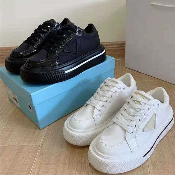 2022 new luxurys women designer sneakers nylon casual shoes gabardine classic canvas sneakers brand wheel lady stylist trainers fashion, Black
2022 new luxurys women designer sneakers nylon casual shoes gabardine classic canvas sneakers brand wheel lady stylist trainers fashion, Black