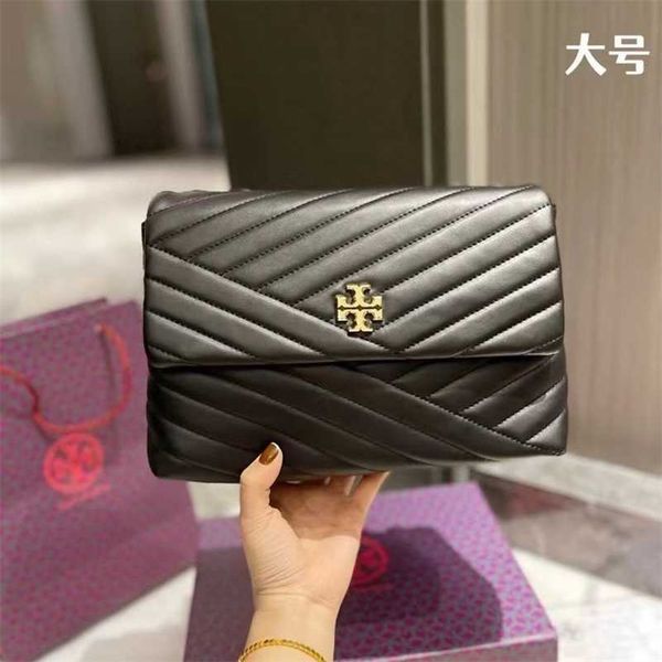 handbags torysburchs designer women's bag 2022 style sheepskin high-grade blue foreign small fragrance single rhombic lattice chain sho
handbags torysburchs designer women's bag 2022 style sheepskin high-grade blue foreign small fragrance single rhombic lattice chain sho
