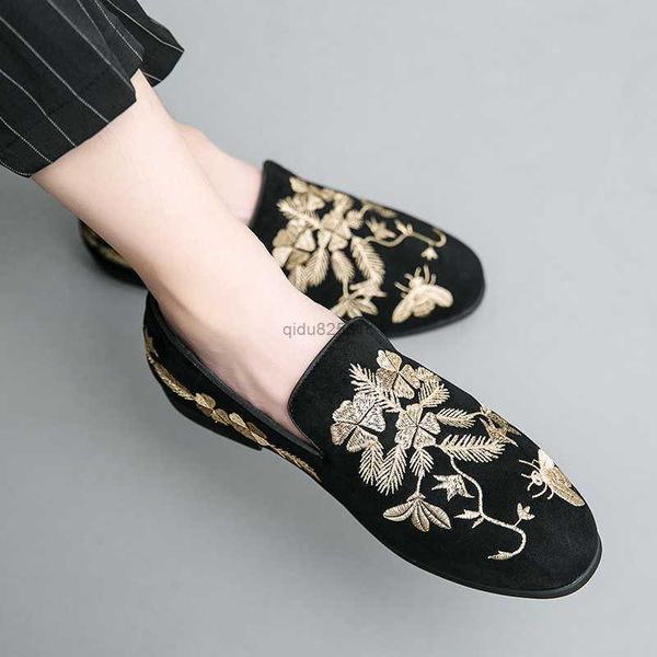 men shoes breathable peas shoes casual fashion loafers faux suede solid color pointed toe classic retro hand embroidered comfortable street, Black
men shoes breathable peas shoes casual fashion loafers faux suede solid color pointed toe classic retro hand embroidered comfortable street, Black