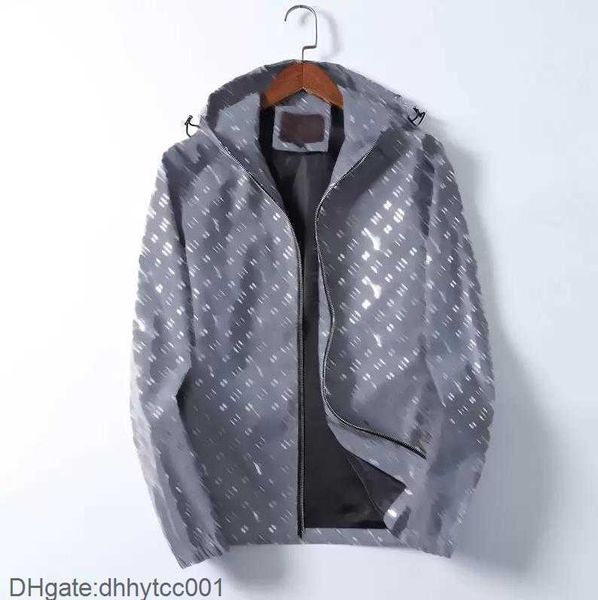 men's jackets designer mens jacket spring and autumn windrunner tee fashion hooded sports windbreaker casual zipper jackets clothing si, Black;brown
men's jackets designer mens jacket spring and autumn windrunner tee fashion hooded sports windbreaker casual zipper jackets clothing si, Black;brown