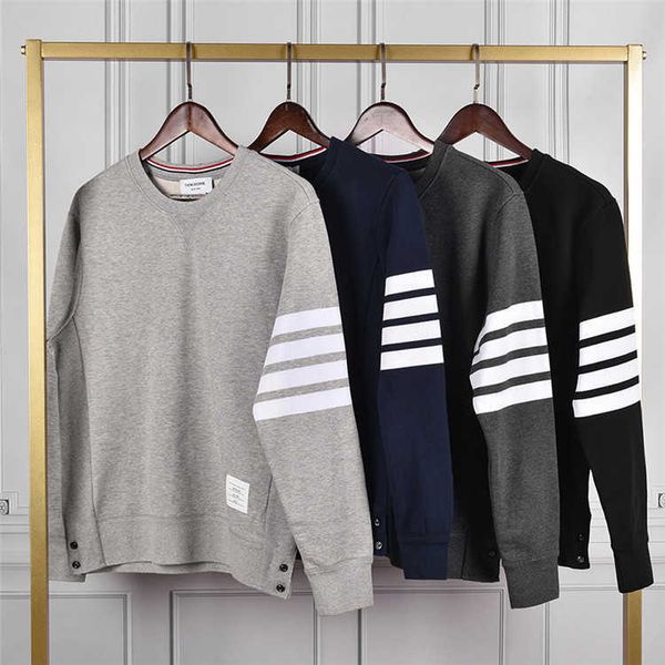 men's hoodies sweatshirts autumn winter pure cotton loopback jersey knit engineered arm stripe thom sweatshirt crewneck pullover brown, Black
men's hoodies sweatshirts autumn winter pure cotton loopback jersey knit engineered arm stripe thom sweatshirt crewneck pullover brown, Black