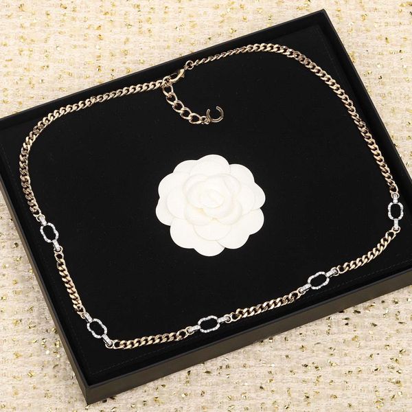 2022 luxury quality charm waist belt with hollw design and diamond in two colors plated have box stamp ps7347a, Golden
2022 luxury quality charm waist belt with hollw design and diamond in two colors plated have box stamp ps7347a, Golden