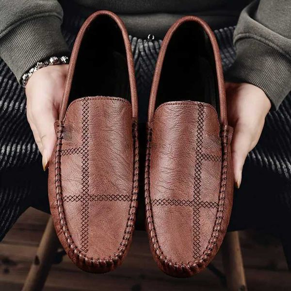 loafers shoes flat bottomed casual shoes solid color metal buckle decorative round head classic non-slip fashion business dh949 men, Black
loafers shoes flat bottomed casual shoes solid color metal buckle decorative round head classic non-slip fashion business dh949 men, Black