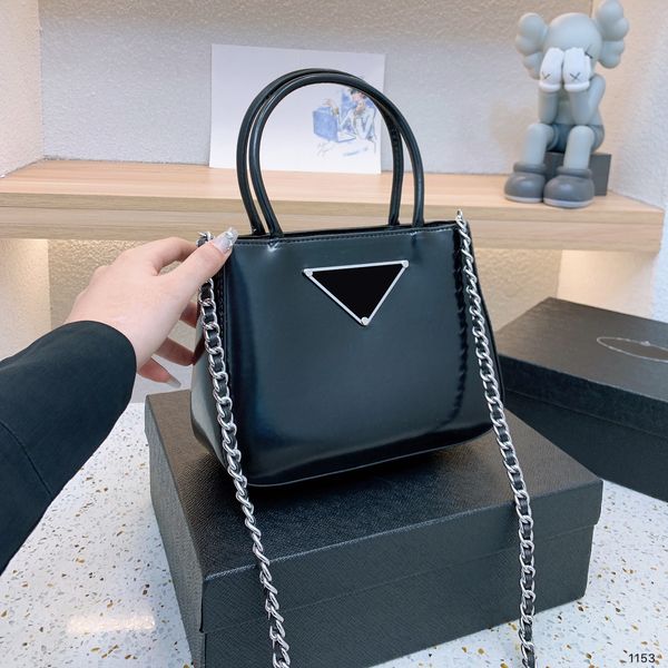 vintage glossy leather tote bags women chain shoulder bag personality triangle icon designer handbags with box
vintage glossy leather tote bags women chain shoulder bag personality triangle icon designer handbags with box