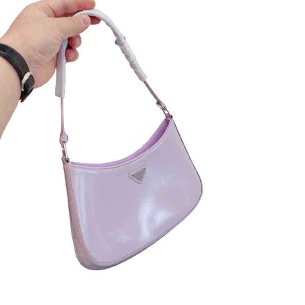 pbag triangle logo evening bags cross body shoulder underarm bag designer lady chain coin purse tote lacquer stylish and simple wallets 2209
pbag triangle logo evening bags cross body shoulder underarm bag designer lady chain coin purse tote lacquer stylish and simple wallets 2209