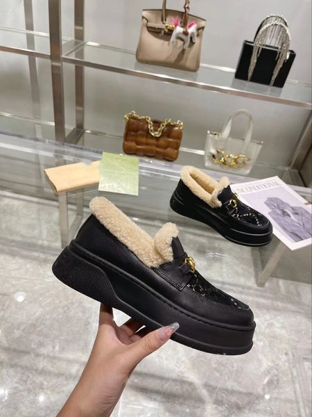 sheepskin fur integrated shallow snow boots pure wool leather patent leather fabrics sports casual series rubber thick sole shoes size 35-42, Black
sheepskin fur integrated shallow snow boots pure wool leather patent leather fabrics sports casual series rubber thick sole shoes size 35-42, Black