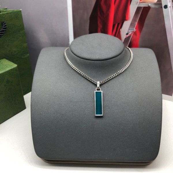luxury design necklace 925 silver green enamel choker chain letter pattern pendant necklaces girls party fashion womens wedding jewelry acce
luxury design necklace 925 silver green enamel choker chain letter pattern pendant necklaces girls party fashion womens wedding jewelry acce