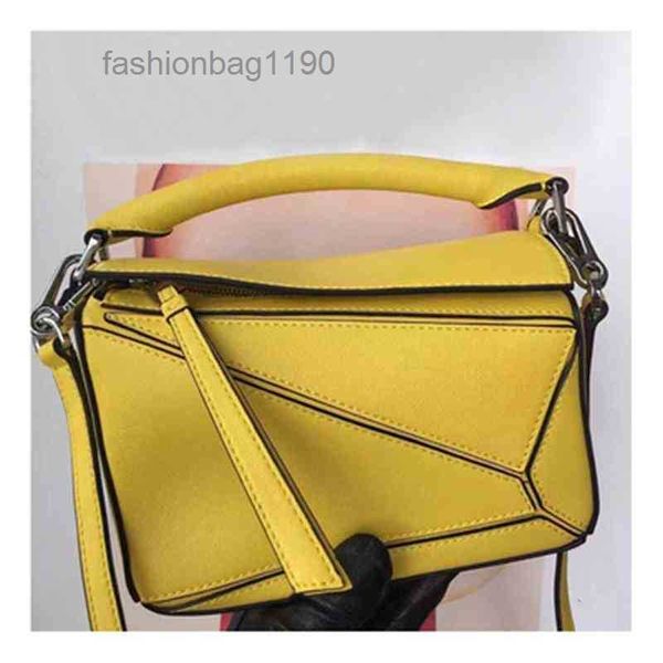fashion bag loews designer 2022 bags same geometric mini stitched leather women's lingge messenger hand pill hb7m
fashion bag loews designer 2022 bags same geometric mini stitched leather women's lingge messenger hand pill hb7m