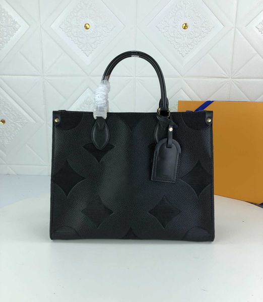 fashion designers women handbags luxurys lady shoulder bags leather messenger bag classic flowers crossbody onthego purses, Red;black
fashion designers women handbags luxurys lady shoulder bags leather messenger bag classic flowers crossbody onthego purses, Red;black