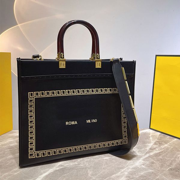 tote beach bag crossbody bag shoulder handbag purse graffiti letters print head portrait plain amber handle large capacity pocket detachable
tote beach bag crossbody bag shoulder handbag purse graffiti letters print head portrait plain amber handle large capacity pocket detachable