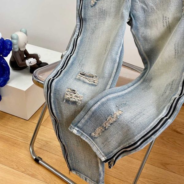 men's jeans for men and women blue designer version france paris zipper loose hip-hop pants cotton letter pattern
men's jeans for men and women blue designer version france paris zipper loose hip-hop pants cotton letter pattern