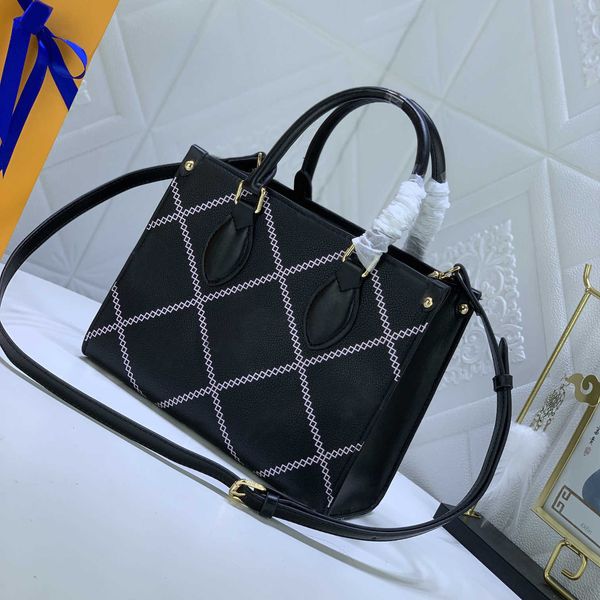 totes new fashion designers women handbags luxurys lady shoulder bags leather messenger bag classic flowers crossbody purses onthego
totes new fashion designers women handbags luxurys lady shoulder bags leather messenger bag classic flowers crossbody purses onthego