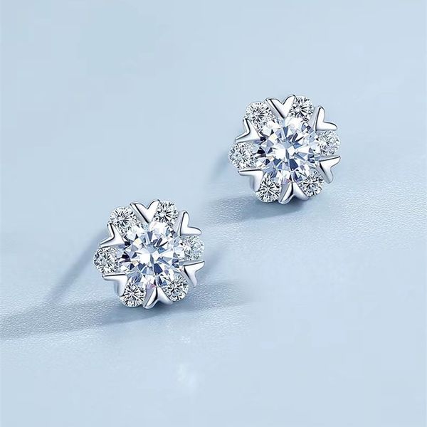 s999 sterling silver simple heart sweet stud earrings for women white crystal diamond snowflake snow flower luxury elegant ear rings earring, Golden;silver
s999 sterling silver simple heart sweet stud earrings for women white crystal diamond snowflake snow flower luxury elegant ear rings earring, Golden;silver