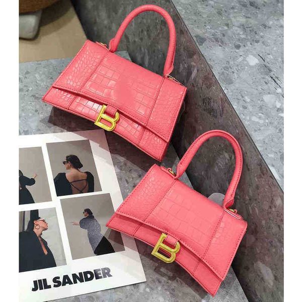 handbags designer balencigas hourglass bag high version b women's bag crocodile fashionable leather single shoulder messenger handbag
handbags designer balencigas hourglass bag high version b women's bag crocodile fashionable leather single shoulder messenger handbag