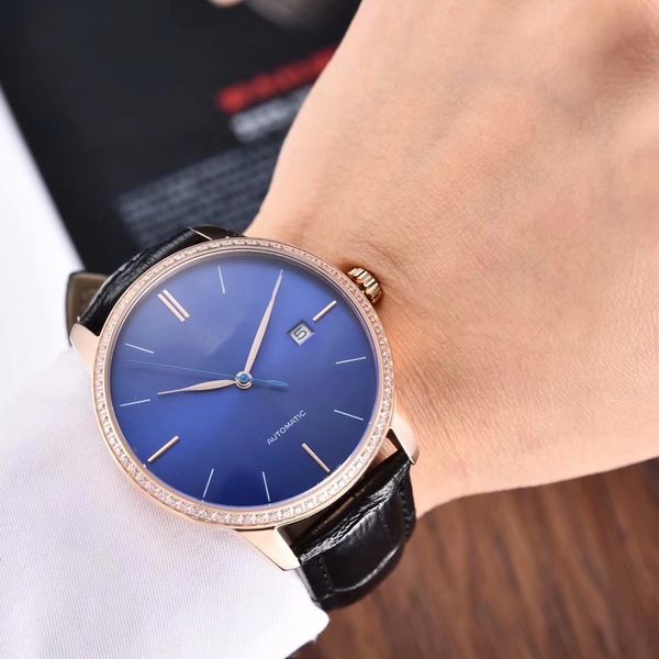 8215 automatic mechanical movement men's watch the blue second hand adds an elegant style to watch diameter of watchs case is 40mm 316s, Slivery;brown
8215 automatic mechanical movement men's watch the blue second hand adds an elegant style to watch diameter of watchs case is 40mm 316s, Slivery;brown