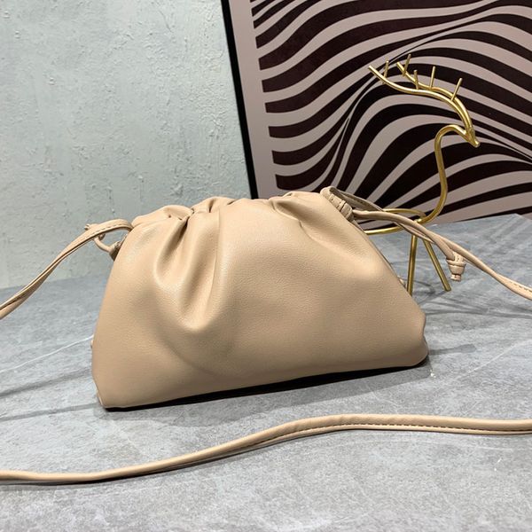 cloud bags genuine leather clutch bag women handbag purse mini pouch plain style crossbody bags magnetic closure gold hardware
cloud bags genuine leather clutch bag women handbag purse mini pouch plain style crossbody bags magnetic closure gold hardware
