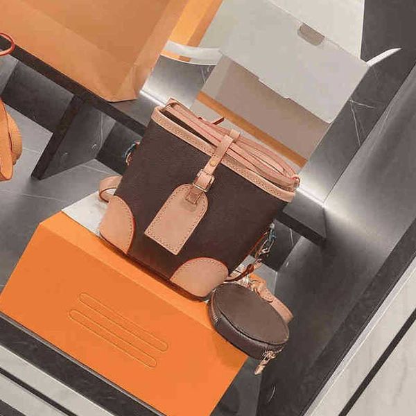 designer luxury women the tote bag fashion versatile handbags shoulder crossbody bags purse tories totes large capacity saddle wallets 7a xw
designer luxury women the tote bag fashion versatile handbags shoulder crossbody bags purse tories totes large capacity saddle wallets 7a xw