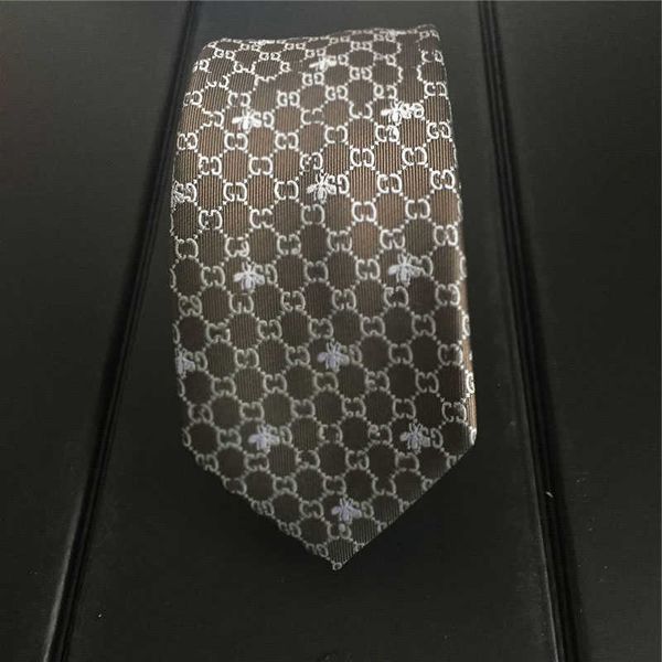 men's ties 100% silk tie men's tie party neck ties business casual tie gift box packaging, Blue;purple
men's ties 100% silk tie men's tie party neck ties business casual tie gift box packaging, Blue;purple