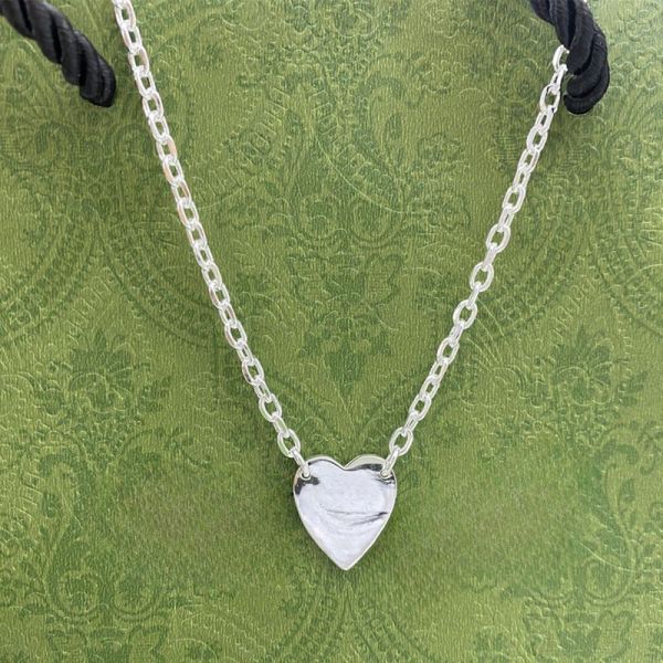 fashion designer necklace 925 silver heart necklace womens stainless steel luxury pendants titanium lovers chain jewelry on the neck valenti
fashion designer necklace 925 silver heart necklace womens stainless steel luxury pendants titanium lovers chain jewelry on the neck valenti
