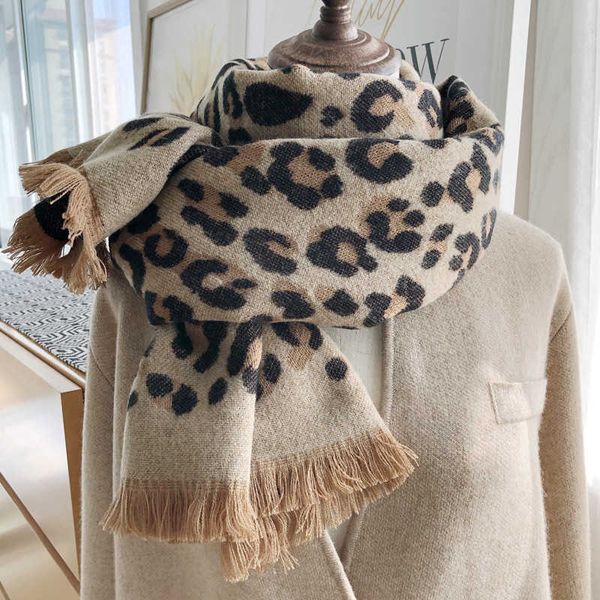 scarves fashionable western leopard scarf women's winter version versatile thick warm shawl dual use 2022 korean new, Blue;gray
scarves fashionable western leopard scarf women's winter version versatile thick warm shawl dual use 2022 korean new, Blue;gray