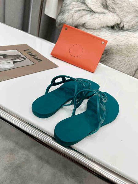 herme shoes slippers 2022 egerie sandals women summer beach chain flat h jelly one word sandal lady flat silpper slides outdoor flip-fl have, Black
herme shoes slippers 2022 egerie sandals women summer beach chain flat h jelly one word sandal lady flat silpper slides outdoor flip-fl have, Black