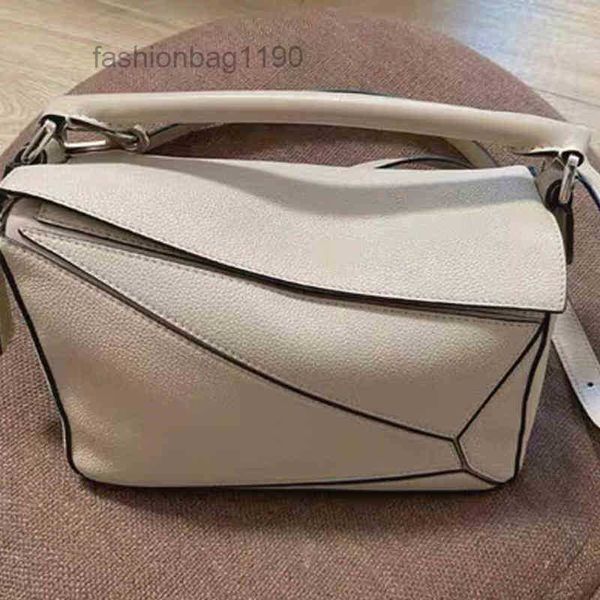 2022 fashion bags loews bag designer mini lingge leather geometric pillow single messenger splicing contrast color portable women's y3l
2022 fashion bags loews bag designer mini lingge leather geometric pillow single messenger splicing contrast color portable women's y3l