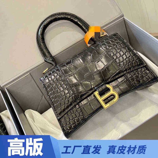 designer handbags balencaigass fashion bags messenger versatile female ins high sense 2022 hourglass handbag single shoulder cosmeti
designer handbags balencaigass fashion bags messenger versatile female ins high sense 2022 hourglass handbag single shoulder cosmeti