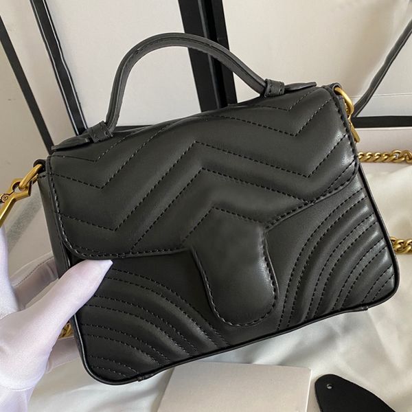 classic designer mini messenger bag vintage women purse handbag tote wallet genuine leather gold hardware chain shoulder bags crossbody 21cm
classic designer mini messenger bag vintage women purse handbag tote wallet genuine leather gold hardware chain shoulder bags crossbody 21cm