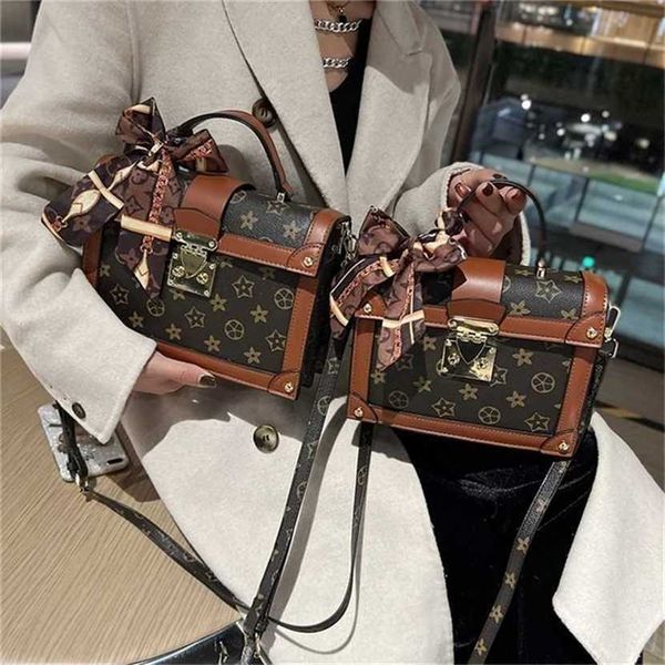 60% off 2023 designer bag autumn and winter old flower female printed chain bar contrast color satchel small square
60% off 2023 designer bag autumn and winter old flower female printed chain bar contrast color satchel small square