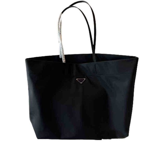 pbag triangle evening bags tote nylon shopping handbag large capacity work women fashion designer bag 220908 
pbag triangle evening bags tote nylon shopping handbag large capacity work women fashion designer bag 220908