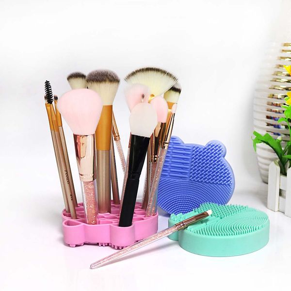 portable bear shaped makeup tool kits silicone makeup brush cleaning mat with brush drying holder brushes cleaner mats
portable bear shaped makeup tool kits silicone makeup brush cleaning mat with brush drying holder brushes cleaner mats