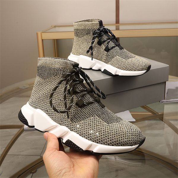 fashionable flat boots balencaigaity luxury besign men women wool warm leather letters snow socks boots 2-05, Black
fashionable flat boots balencaigaity luxury besign men women wool warm leather letters snow socks boots 2-05, Black
