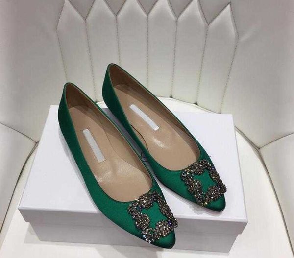 2020 silk flat shoes women slip on wedding crystal shoes rhinestone western stage party shoes woman for ladies pointed toe flats, Black
2020 silk flat shoes women slip on wedding crystal shoes rhinestone western stage party shoes woman for ladies pointed toe flats, Black
