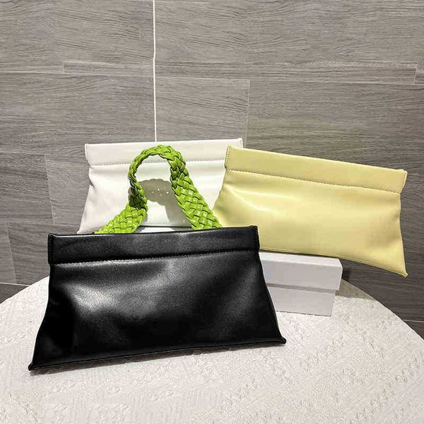 cross body 2022 new commuter one shoulder handbag women's small crowd color contrast advanced handbag large capacity one shoulder bag 2
cross body 2022 new commuter one shoulder handbag women's small crowd color contrast advanced handbag large capacity one shoulder bag 2