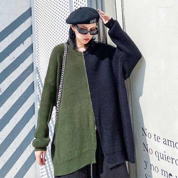 women's sweaters women sweater asymmetrical color matching long pullover irregular loose knitting 2022, White;black
women's sweaters women sweater asymmetrical color matching long pullover irregular loose knitting 2022, White;black