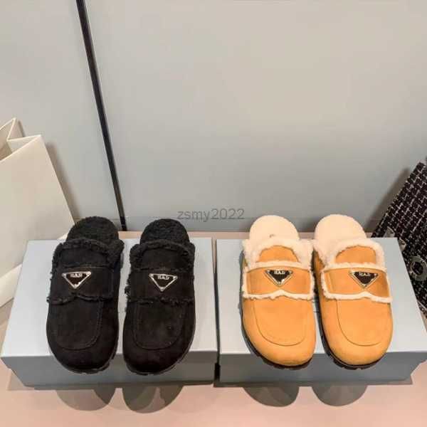 slippers new autumn and winter 2022 p's leather bag head flat bottom wool slippers triangle label warm sheep fur one-piece, Black
slippers new autumn and winter 2022 p's leather bag head flat bottom wool slippers triangle label warm sheep fur one-piece, Black