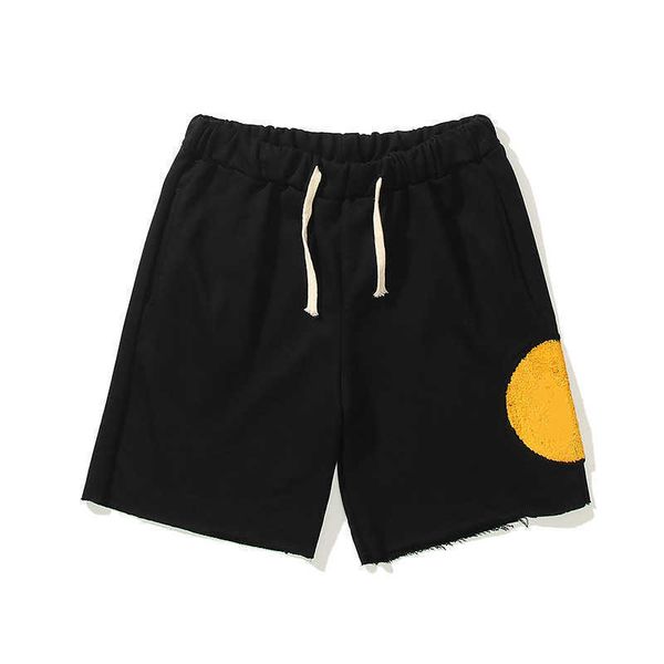 classic designer brand summer men's shorts loose fringed smiley face five-point pants men and women hip hop couple sports casual short, White;black
classic designer brand summer men's shorts loose fringed smiley face five-point pants men and women hip hop couple sports casual short, White;black