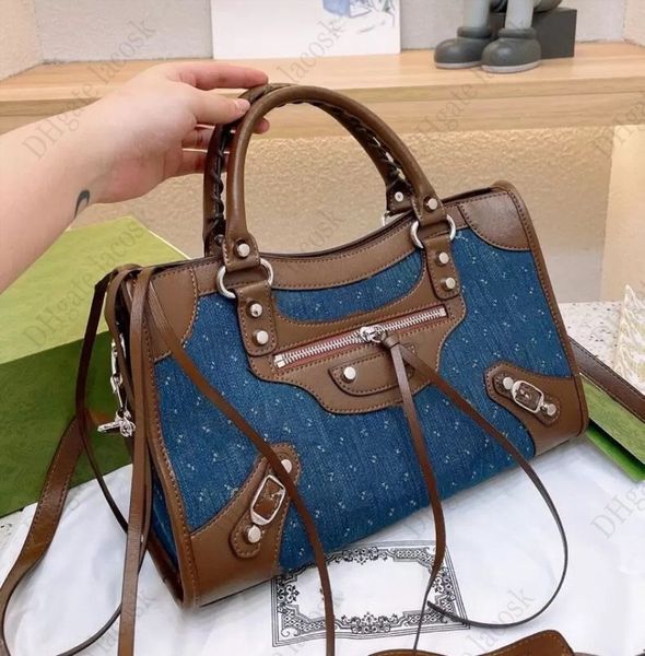 motorcycle totes jointly designed denim handbags mens womens messenger shoulder bags crossbody large real leather oversize bag
motorcycle totes jointly designed denim handbags mens womens messenger shoulder bags crossbody large real leather oversize bag