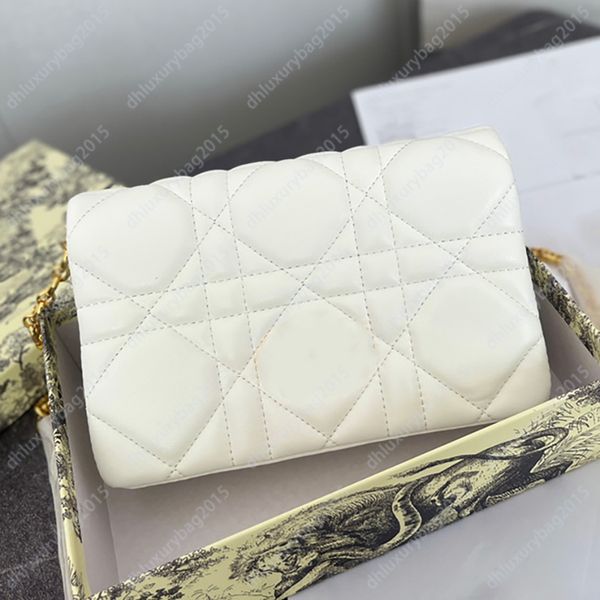 4 colours socialite shoulder bags luxury crossbody fashion chains handbag leather cross body party rs bag travel handbags women vintage
4 colours socialite shoulder bags luxury crossbody fashion chains handbag leather cross body party rs bag travel handbags women vintage