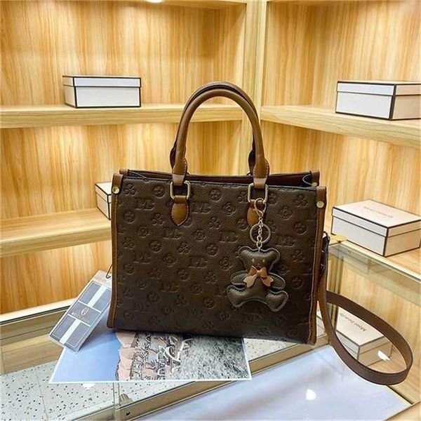 60% off 2023 designer bag hand out messenger large capacity net red same foreign air pressure flower women's
60% off 2023 designer bag hand out messenger large capacity net red same foreign air pressure flower women's