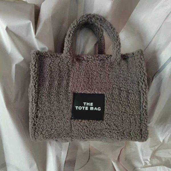 designer luxury women bag marcjacobs handbag marc inclined shoulder bags jacobs purses totes large capacity saddle wallet 5a 8va1
designer luxury women bag marcjacobs handbag marc inclined shoulder bags jacobs purses totes large capacity saddle wallet 5a 8va1